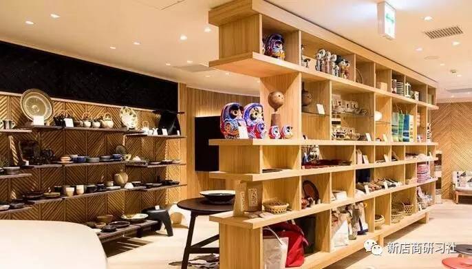 日本街头买包包,日本人手一个的包包