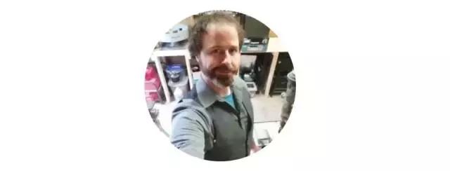 巨型仿生机械手臂,超巨型怪物机器人