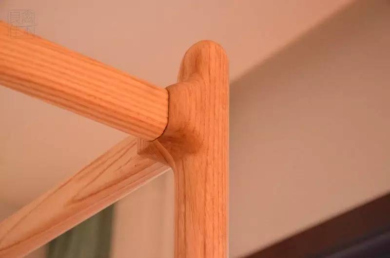 青岛实木定制床,珠海定制简约实木床