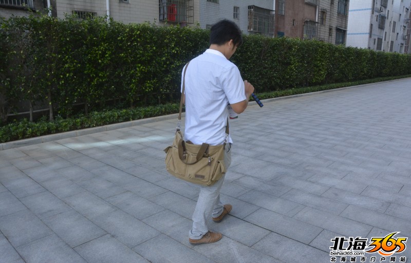 他拒绝业主抛出高薪去美国做工程监理的邀约，而是选择回北海