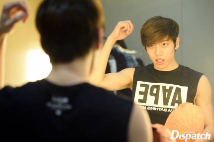 「Infinite」「分享」170113这能量,要给你的吗?”圣圭X东雨音乐剧Talk