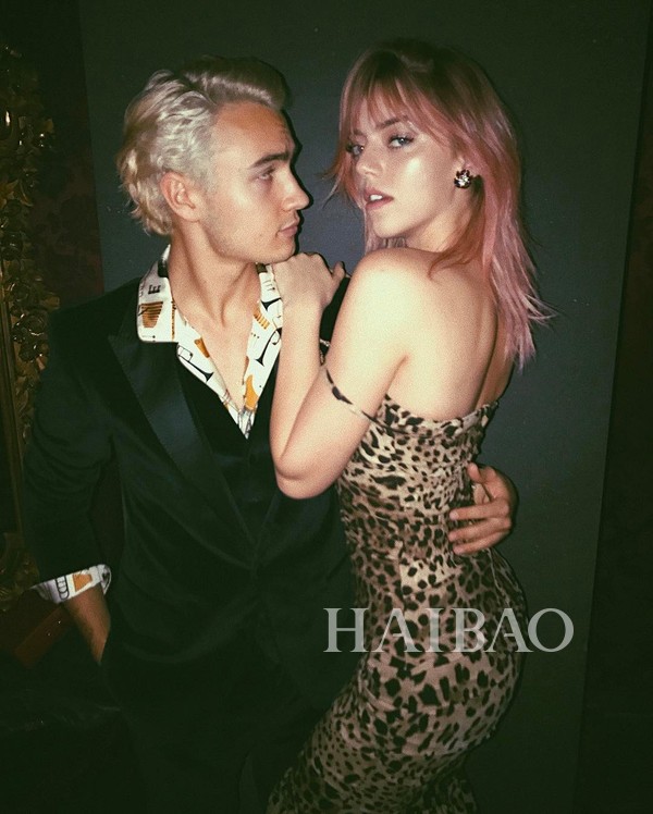 看个时装秀竟然刷出好几对麻豆情侣？你们Z世代的孩子秀恩爱可真高级！