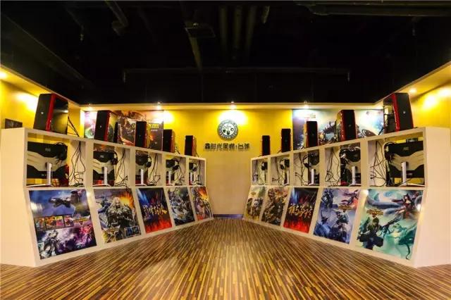 40寸曲面屏幕,40寸台球桌