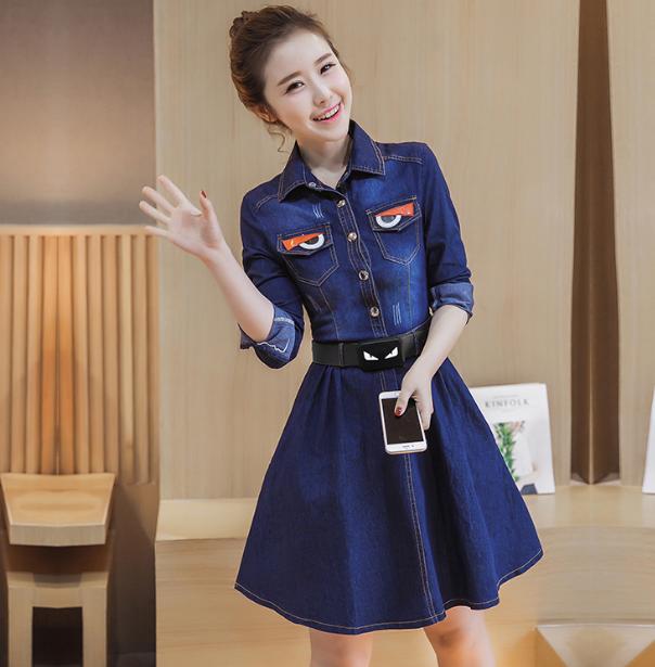 牛仔连衣裙时髦,率性牛仔连衣裙
