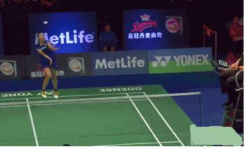 羽毛球劈吊和劈杀球,羽毛球劈对角线慢动作