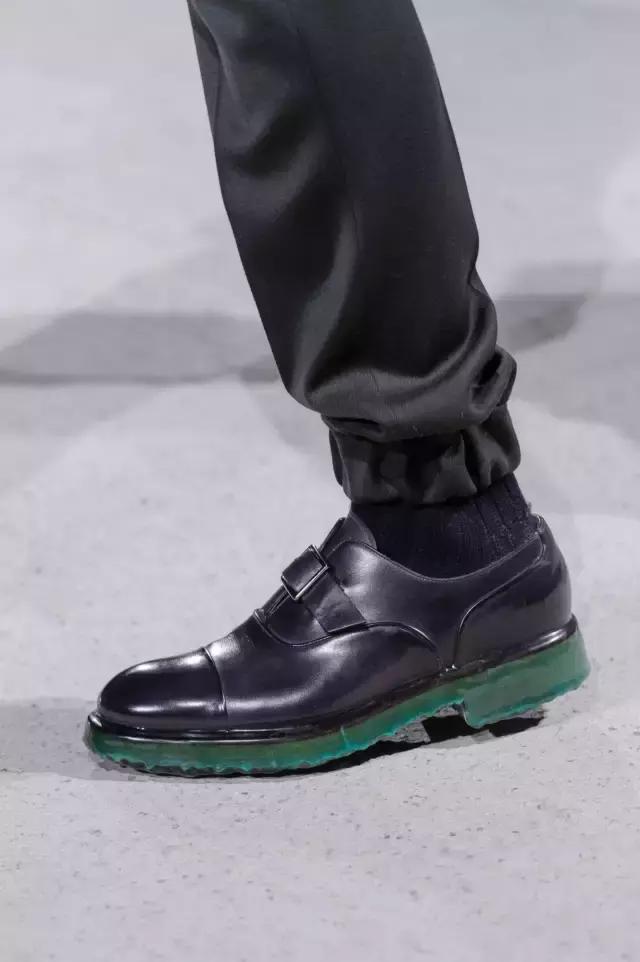 ermenegildozegna什么品牌,ermenegildozegna属于奢侈品吗