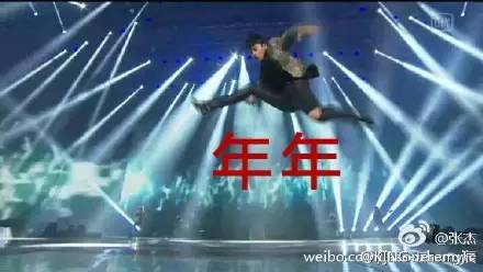 王凯张杰同框,王凯和李健唱歌