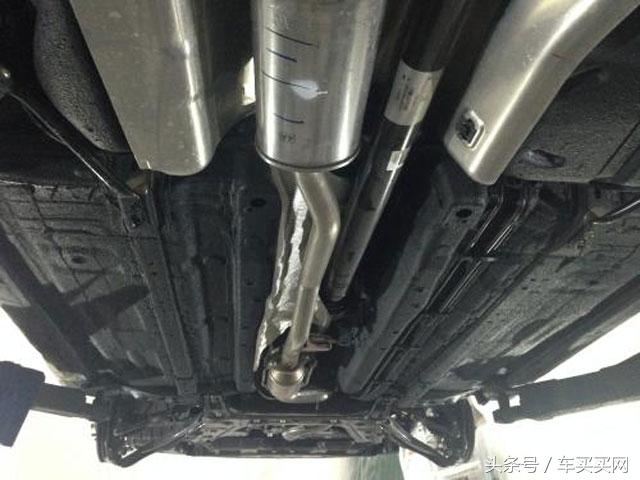 车底喷装甲有什么危害吗,车底生锈了再喷底盘装甲好用吗