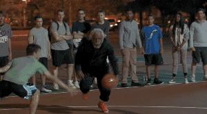 为什么盖帽总是打手,为什么盖帽打手不犯规