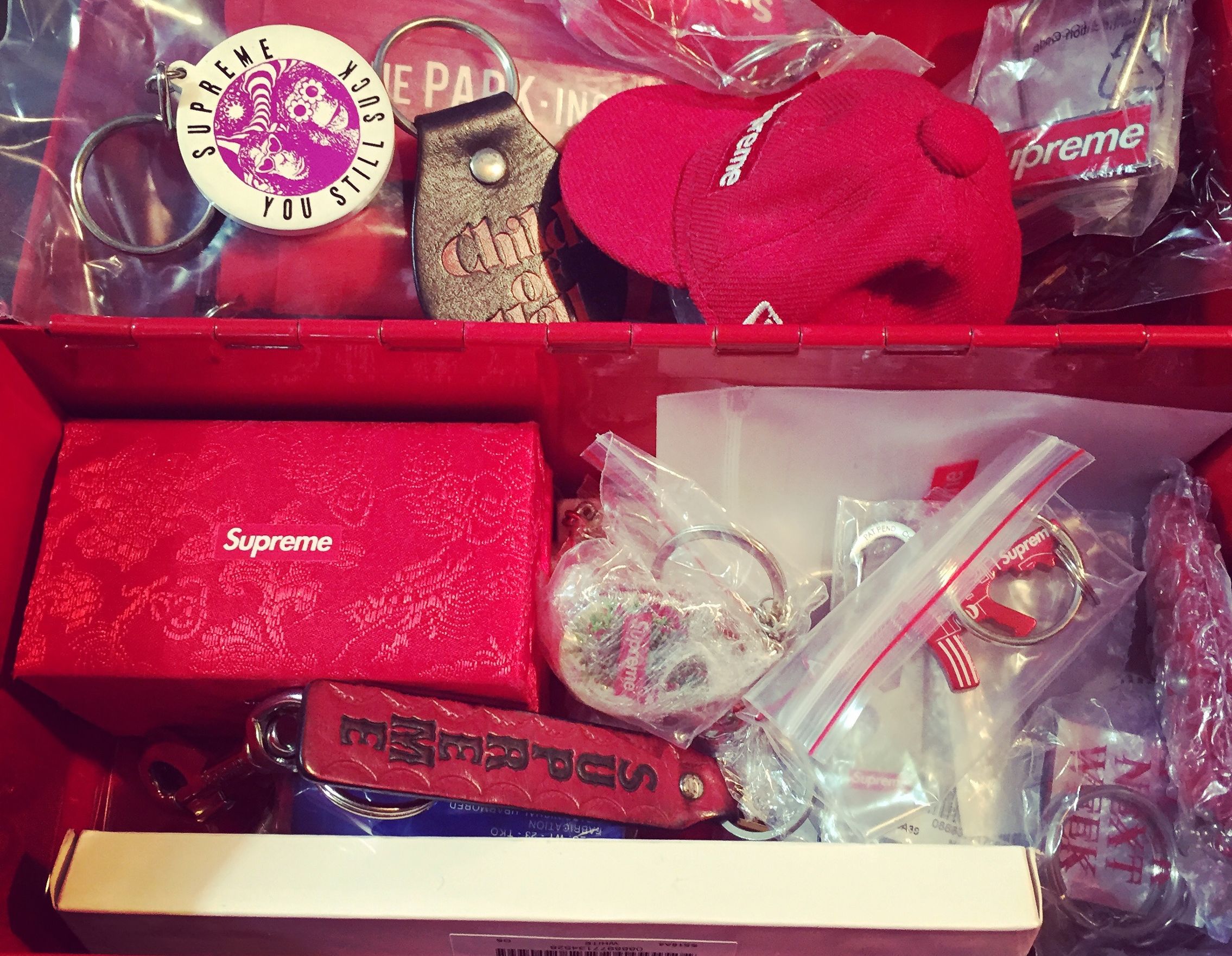 lv联名supreme2017xc (lv supreme联名)