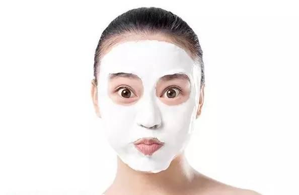 为什么一直补水皮肤还是干燥紧绷,秋季皮肤干燥起皮怎么补水最快