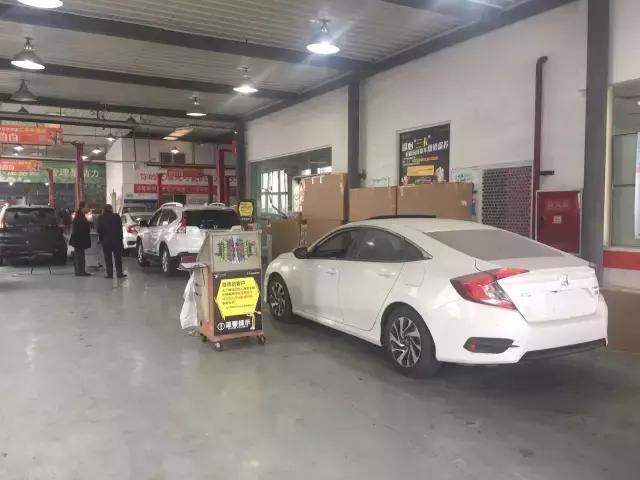 思域第十代上牌视频,本田10代思域副驾驶obd接口在哪里