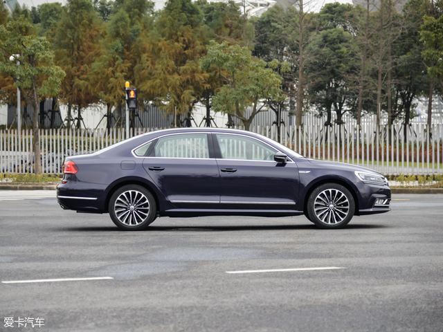 星光熠熠2016年那些被明星加持的新车