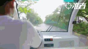 14岁迪拜男孩花200万买球鞋，叔叔阿姨你们穷爆了！