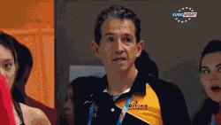 十条笑话：小侄子惊恐叫起来：姑姑，姑父，你们咋把屎刷上了墙