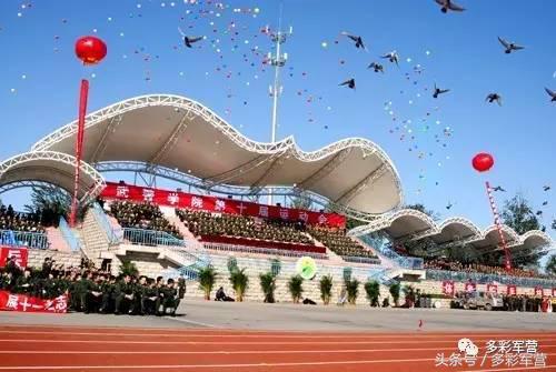 多彩军营战友,多彩军营