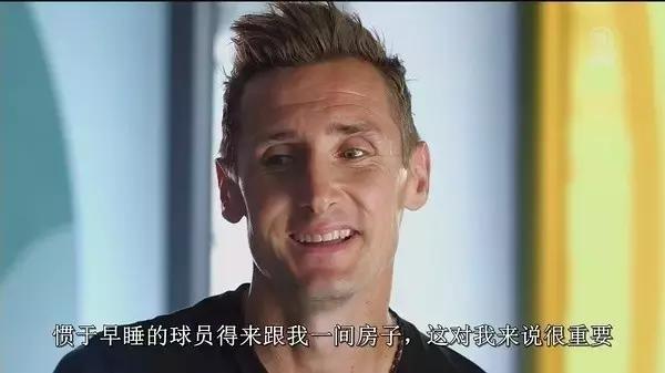 足球纪录片梅西c罗内马尔,足球纪录片c罗推荐