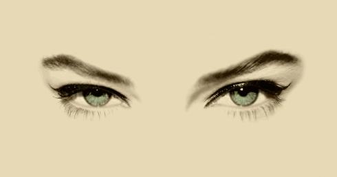 真人亲测八大睫毛膏防水大作战，昂首挺胸摩！天！翘！