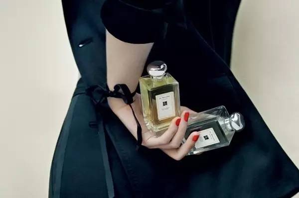 jomalone香水怎么辨真假,jomalone香水有酒精味