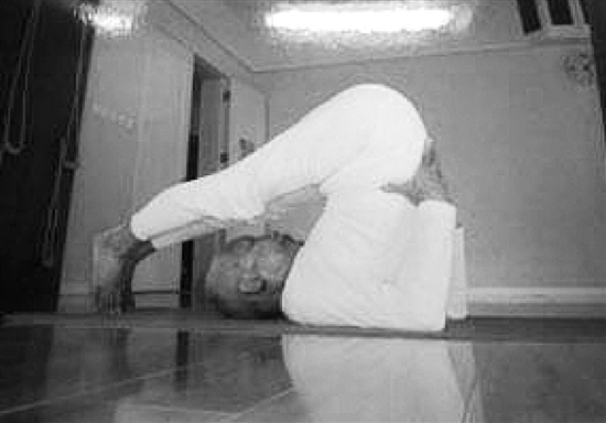 40岁考瑜伽教练证,退休老师瑜伽视频教学