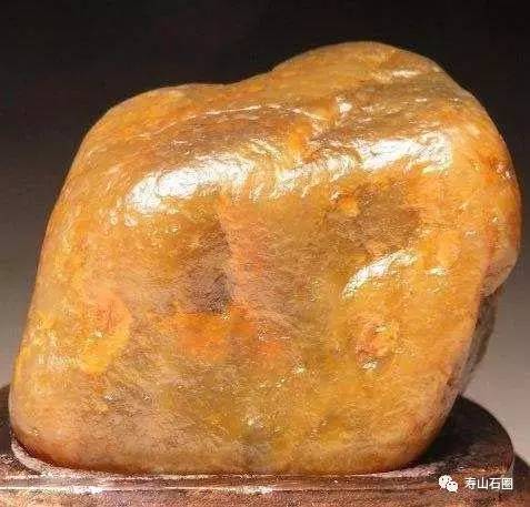 绿田黄是属于黑田系列的吗,黑田黄特征