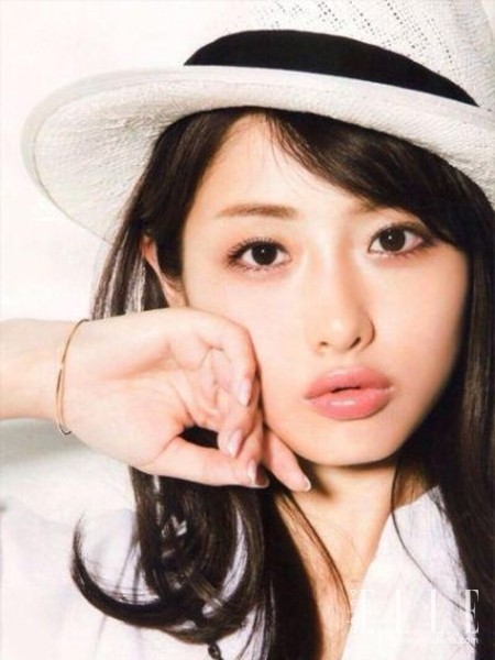 欧式新娘唇线唇妆画法,唇妆画法化妆视频技巧讲解