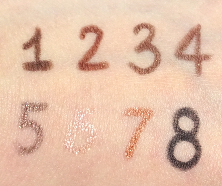 草木绿妆适合什么色,草木绿跟静谧蓝哪个色好看