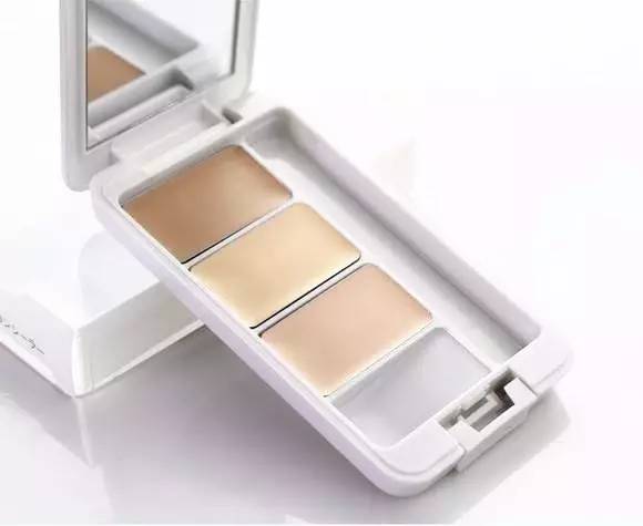 斩男红唇妆搭配,又纯又好看的斩男妆容