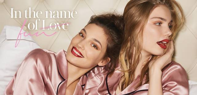 纪梵希情人节限定礼盒试色,2022情人节ysl限定小黑管