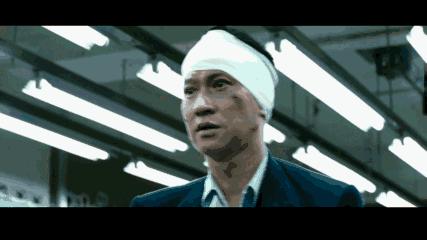 你们这些喜剧演员，正经演起戏来，也能如此精彩