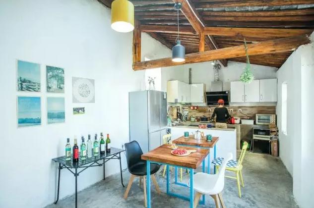 香港夫妻移民香港,香港夫妻改造旧房