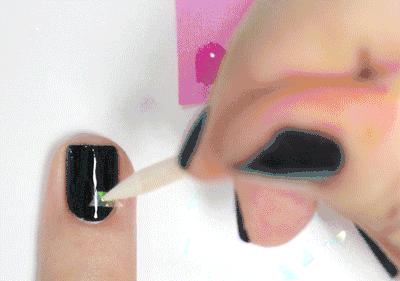 美甲款式推荐2024夏款手绘美甲,美甲款式手绘爆款美甲图显白