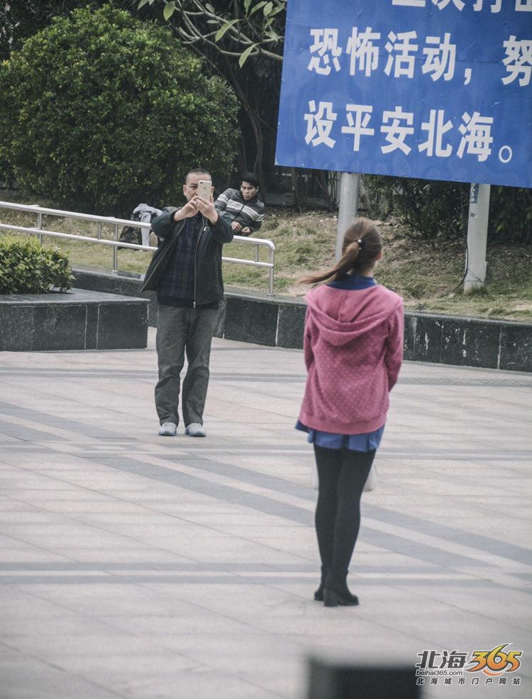 大年初七,北海火车站的离别人潮