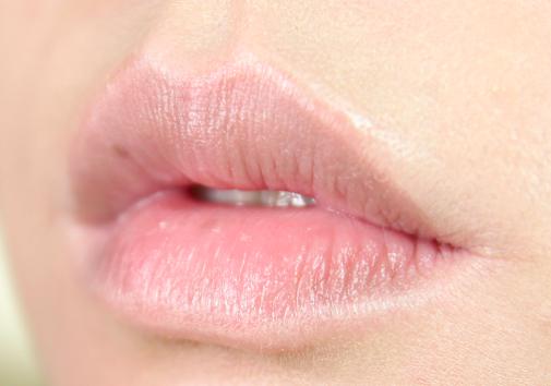 ysl最近火爆的口红,ysl的口红哪个不踩雷