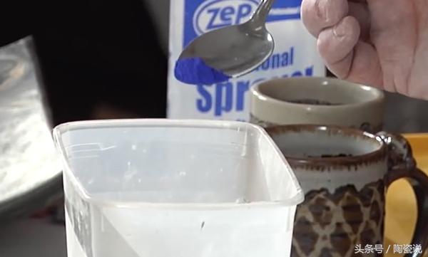 陶艺制作过程粘贴图案,陶艺教学泥图片