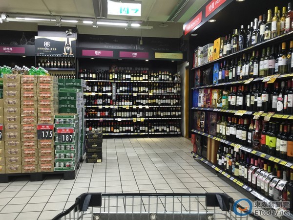 台湾人逛超市必买产品,台湾人在大陆逛超市买东西