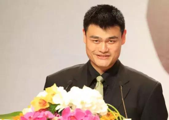 姚明当年在亚洲有多强悍,姚明时期有和哈登打球吗