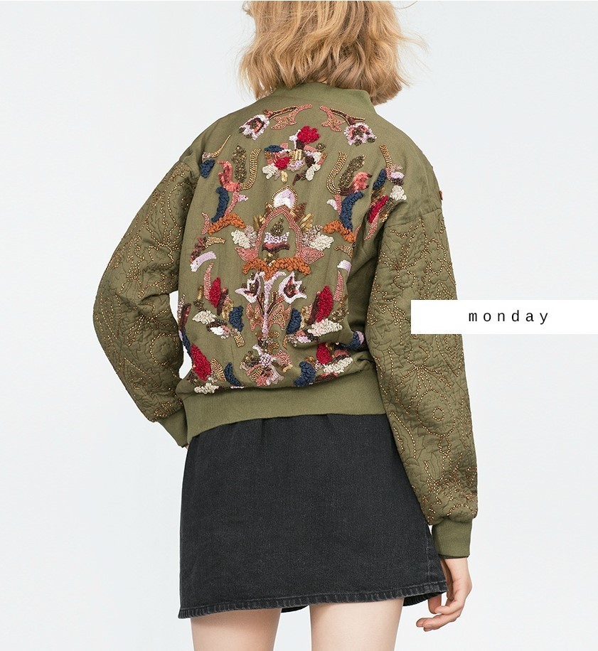 张靓颖瘦成大头,张靓颖造型显胖