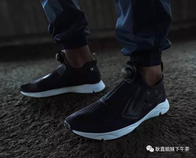 全智贤同款鞋子来自星星的你,全智贤同款阿迪达斯鞋