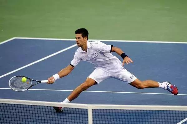 技术型球员和力量型球员,技术和意识哪个重要足球