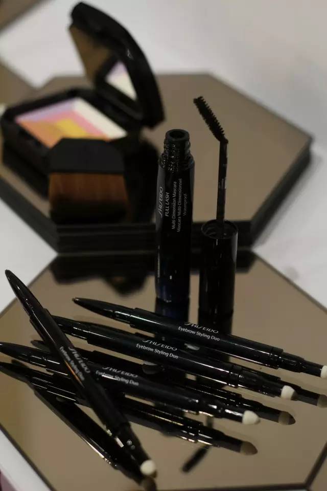 日本资生堂蜜粉,资生堂最新款心机蜜粉