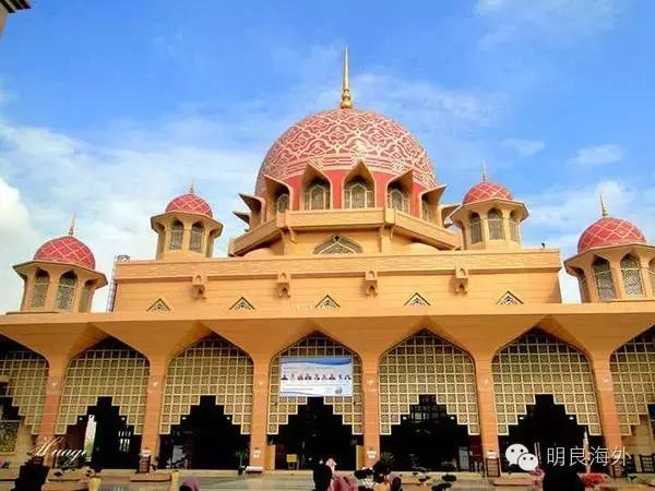 马来西亚旅游必须要去的10个地方 (马来西亚值得去的地方)