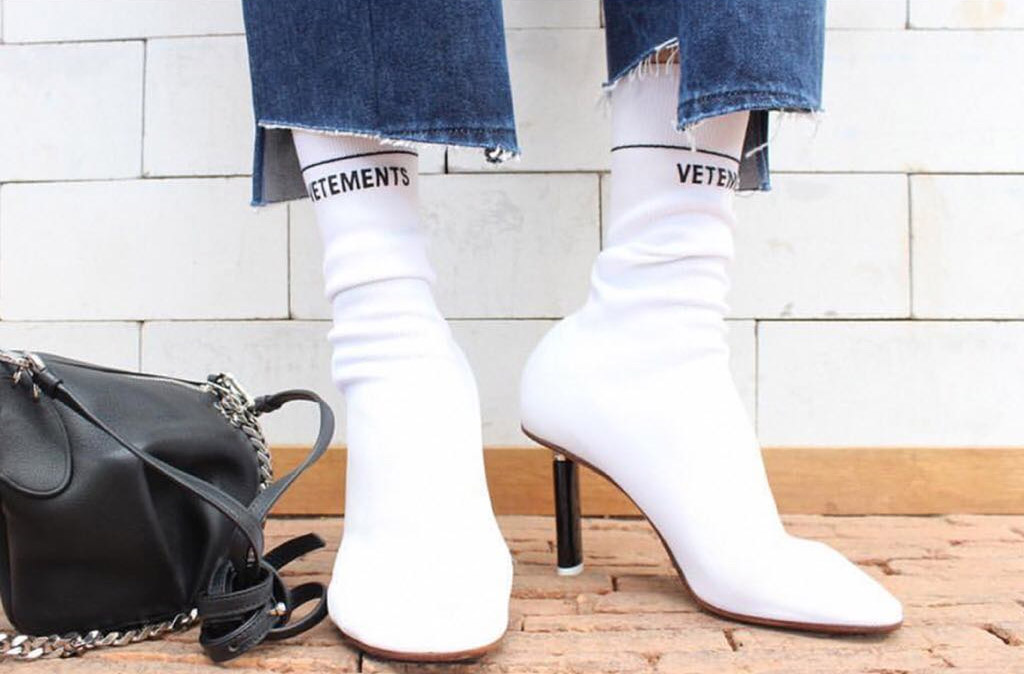 vetements巅峰款,vetements2022秋冬高级秀