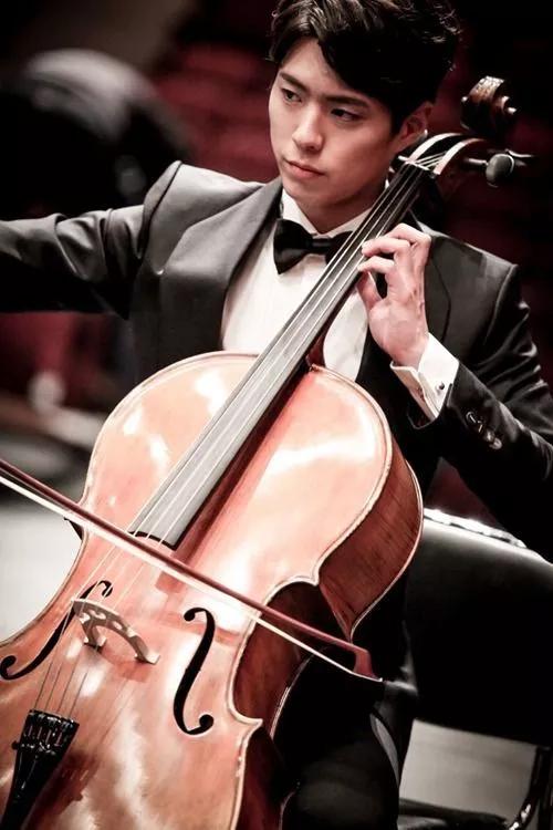 宋仲基李敏镐李钟硕池昌旭,宋仲基金秀贤李钟硕