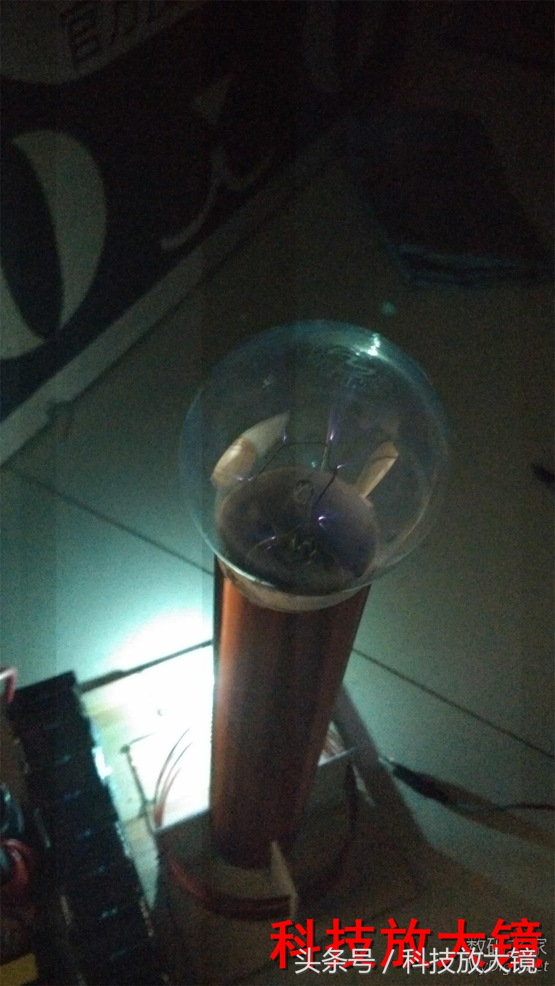 特斯拉线圈闪电制作教程,特斯拉线圈人造闪电原理及制作
