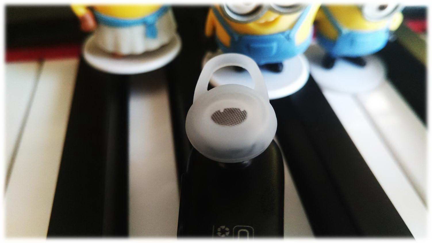 qcyt8蓝牙耳机哪款最好,qcyt8真无线式半入耳蓝牙耳机测评