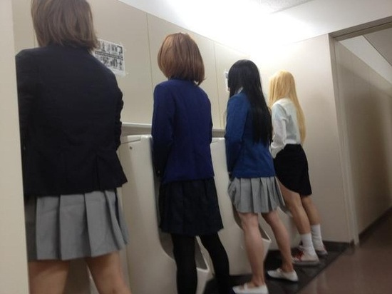 走错厕所怎么办最有效,假如走错厕所该怎么办