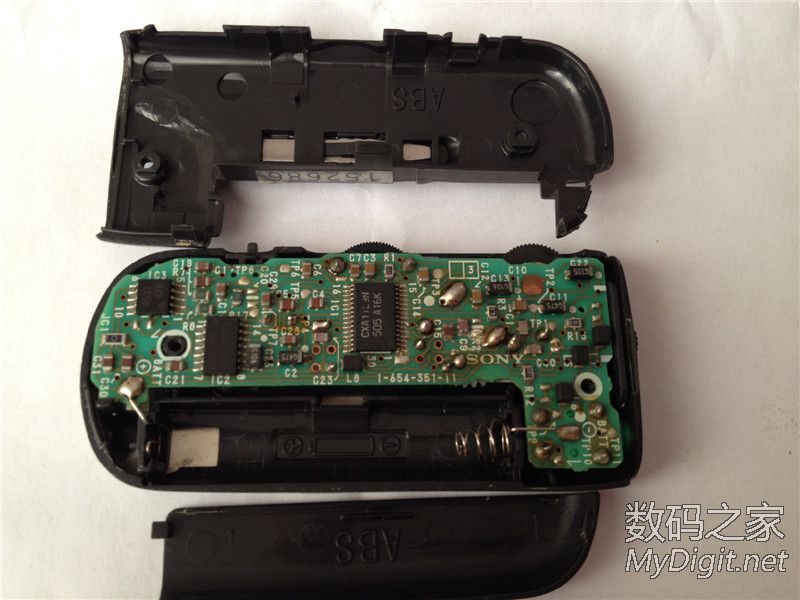 sonys50收音机芯片,索尼音响s55拆机