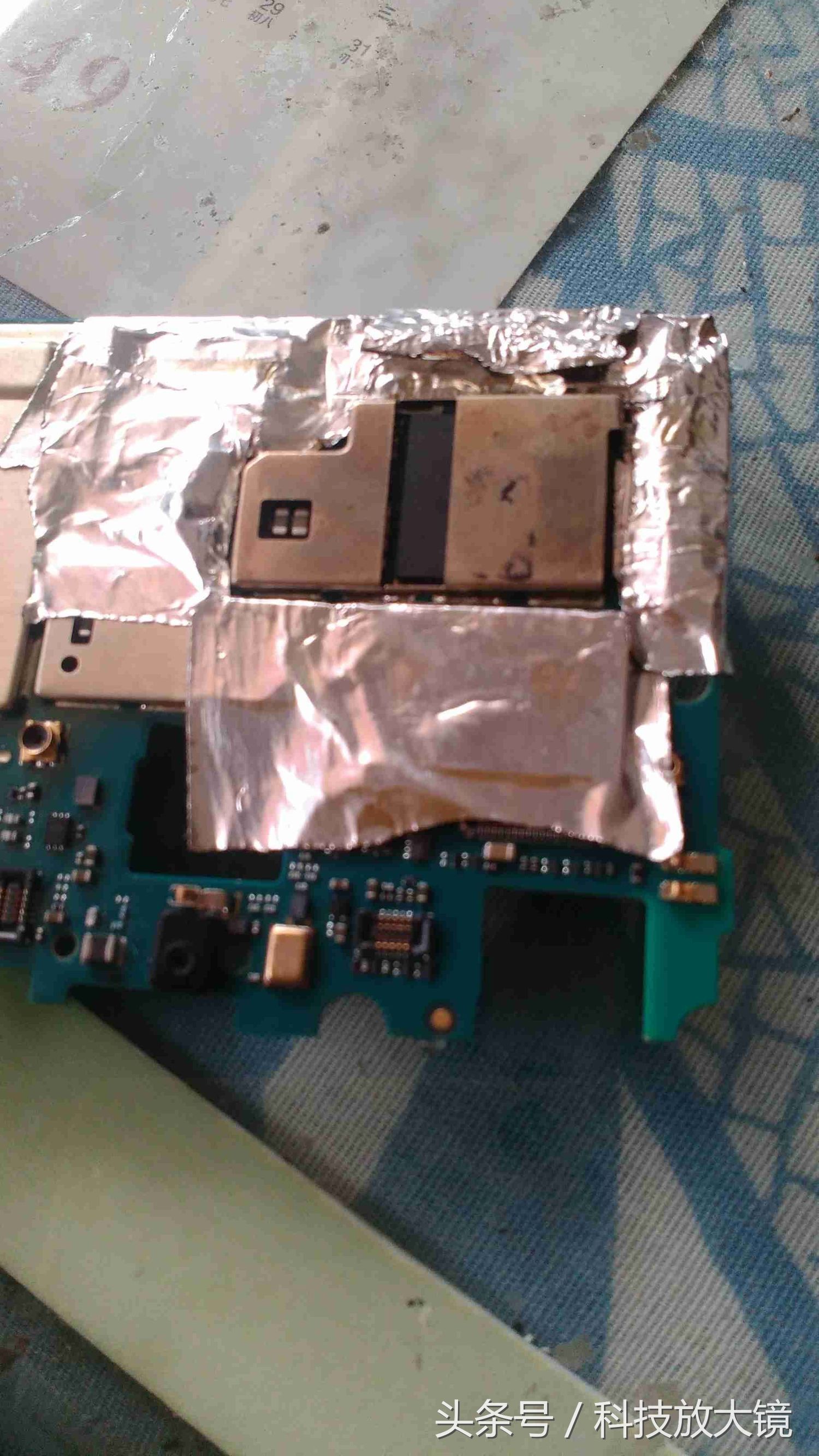 小米四该如何插内存,小米416g内存版本扩大办法