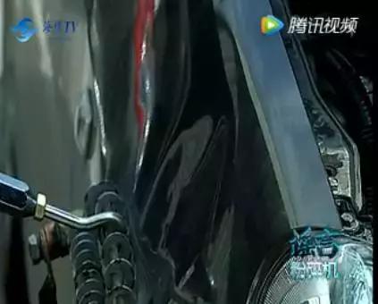 生活小妙招汽车玻璃润滑,汽车凹痕用开水管用吗